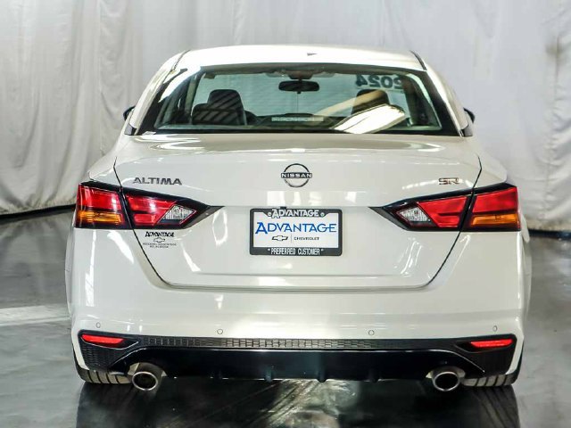 2024 Nissan Altima SR - Photo 8