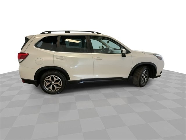 2023 SUBARU FORESTER - Image 9