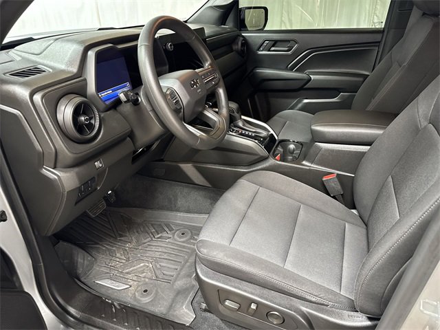 2023 CHEVROLET COLORADO - Image 11