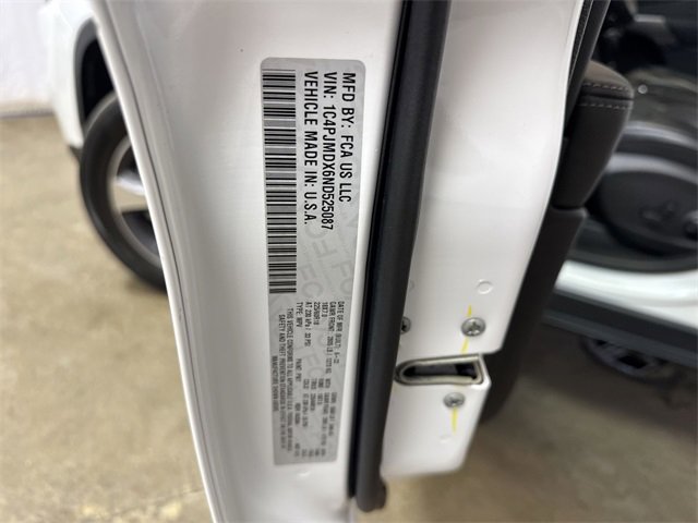 2022 JEEP CHEROKEE - Image 30