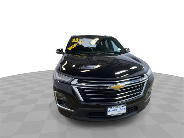 2023 Chevrolet Traverse Leather photo 2