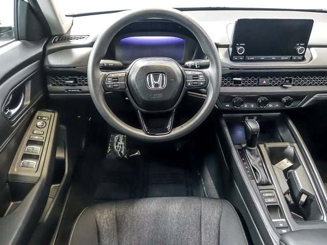 2025 Honda Accord SE - Photo 17