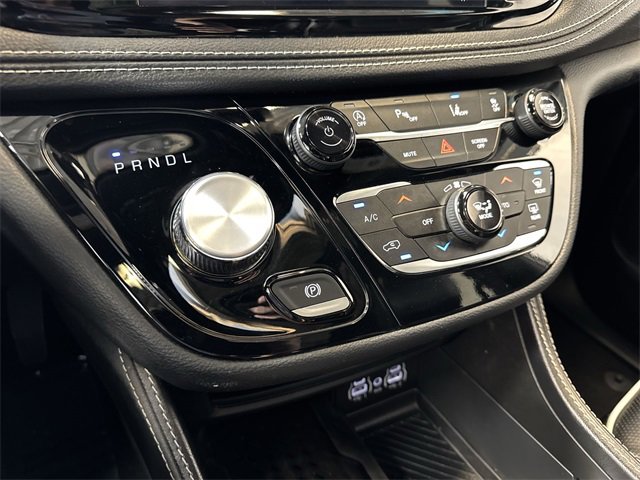 2025 CHRYSLER PACIFICA - Image 22