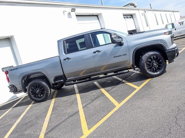 2026 Chevrolet Silverado 2500HD High Country Custom photo 4