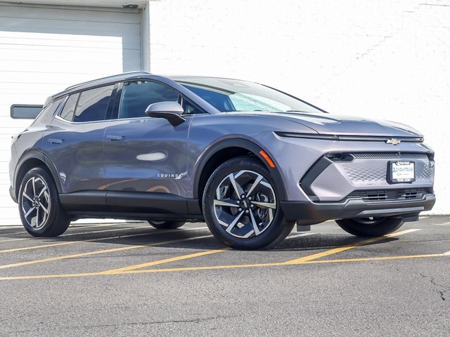 2026 Chevrolet Equinox EV 1LT photo 2
