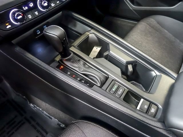 2025 Honda Accord SE - Photo 25