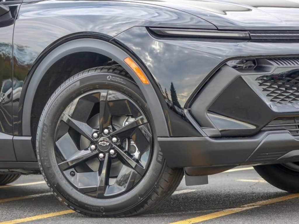 New 2026 Chevrolet Equinox EV LT SUV