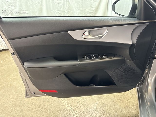 2024 KIA FORTE - Image 20