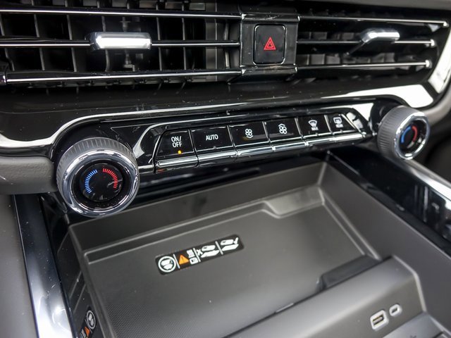 2026 CHEVROLET SUBURBAN - Image 30