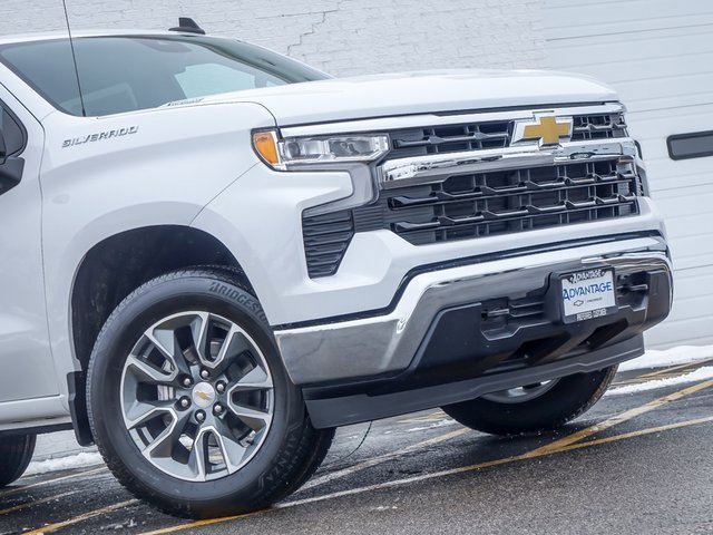 2026 CHEVROLET SILVERADO - Image 3