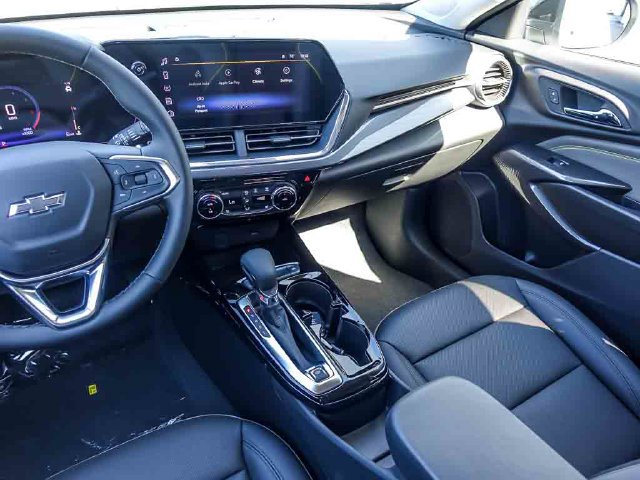 2026 Chevrolet Trax Activ - Photo 17