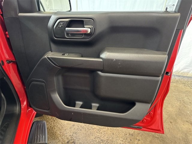 2025 CHEVROLET SILVERADO - Image 24