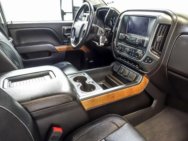 2019 CHEVROLET SILVERADO HD - Image 31