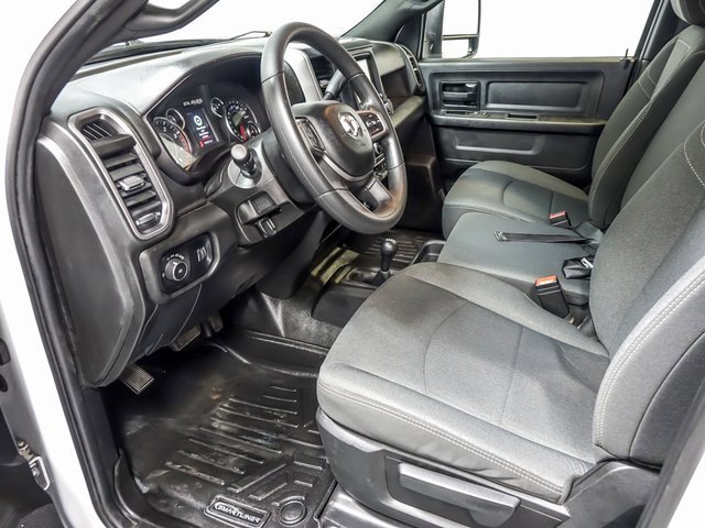 2023 RAM 3500 - Image 13