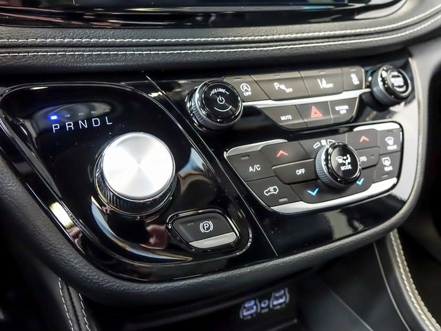 2025 CHRYSLER PACIFICA - Image 26