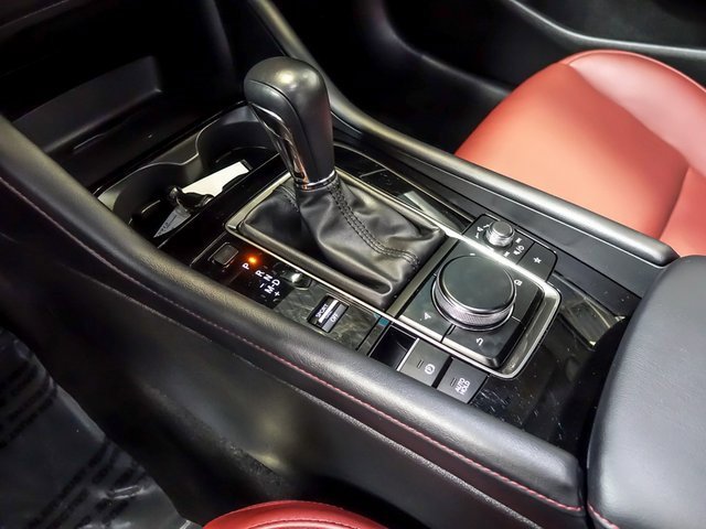 2025 MAZDA MAZDA3 - Image 24