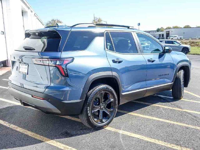 2027 Chevrolet Equinox LT - Photo 6