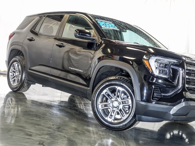 2025 GMC TERRAIN - Image 5