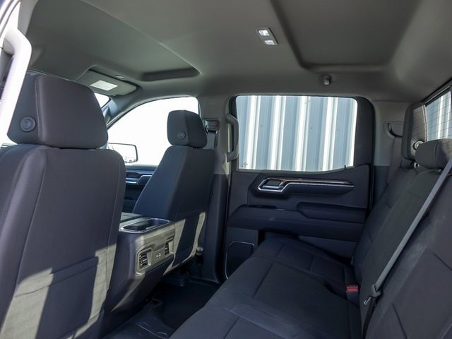 2026 CHEVROLET SILVERADO - Image 18