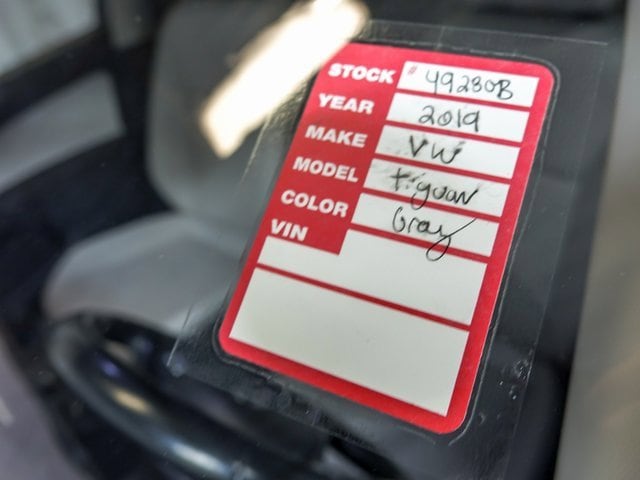 2019 VOLKSWAGEN TIGUAN - Image 35