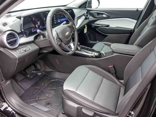 2026 Chevrolet Trax LT - Photo 10