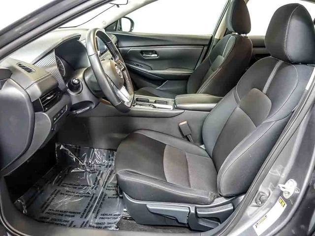2024 Nissan Sentra SV - Photo 12