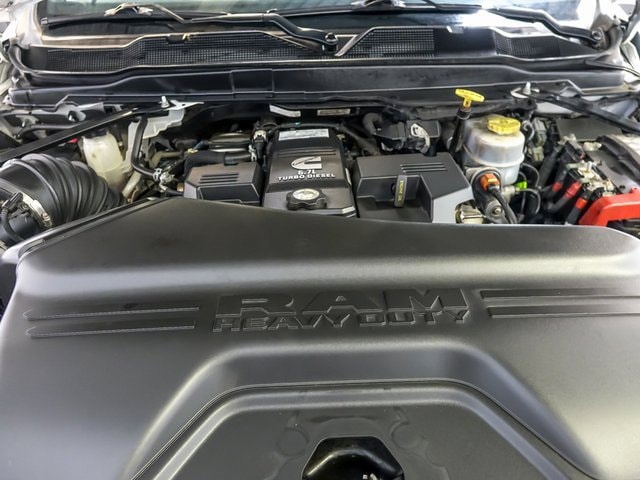 2023 RAM 3500 - Image 29