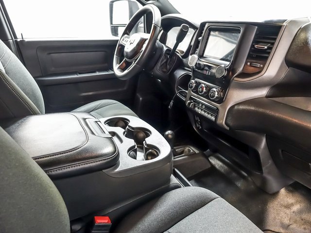 2023 RAM 3500 - Image 28