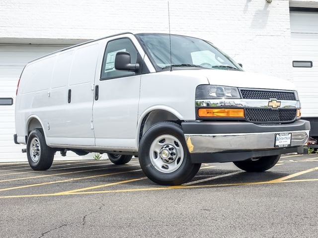 2026 Chevrolet Express Cargo Work Van - Photo 2