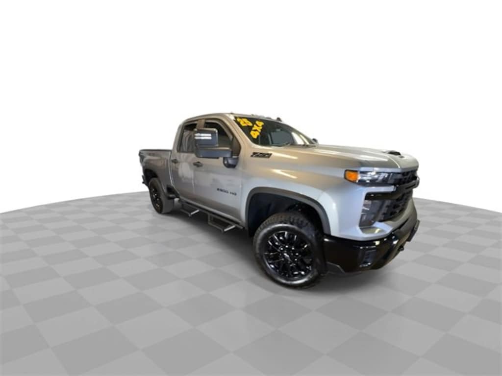 Used 2025 Chevrolet Silverado 2500 HD Custom Truck