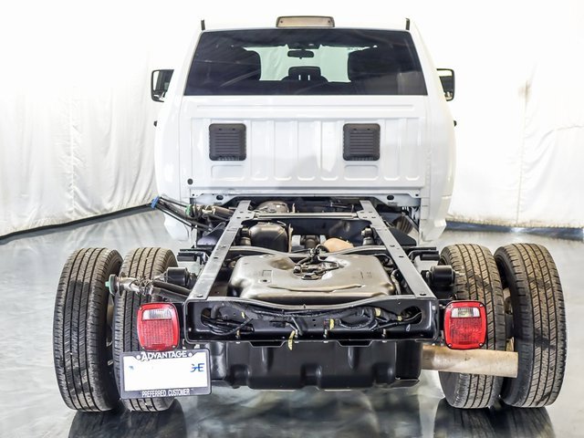 2023 RAM 3500 - Image 8