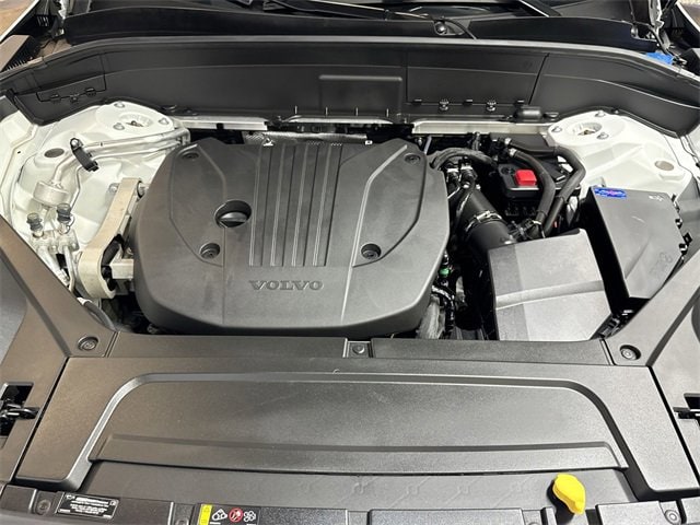 2023 VOLVO XC90 - Image 31