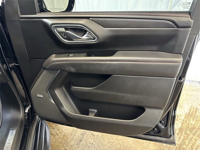 2024 CHEVROLET SUBURBAN - Image 32