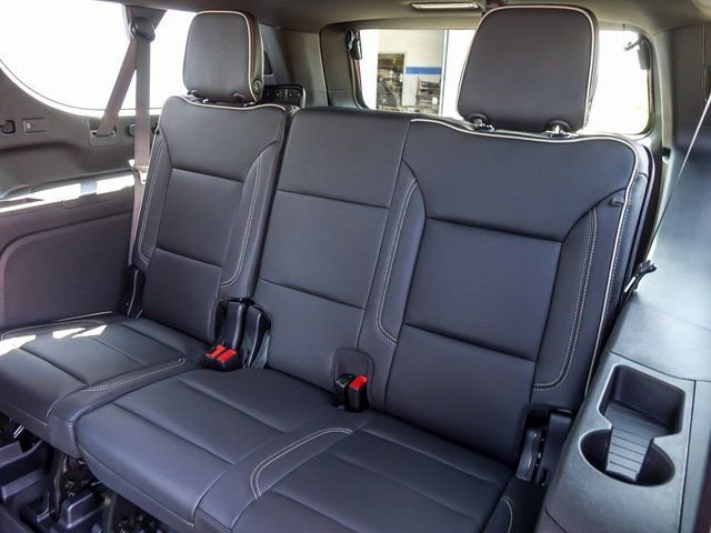 2026 Chevrolet Suburban Premier - Photo 20