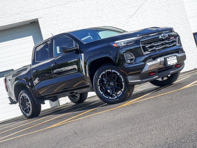 2026 Chevrolet Colorado Z71 photo 2