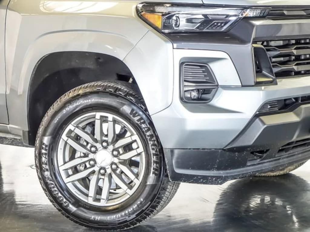 Used 2024 Chevrolet Colorado LT Truck