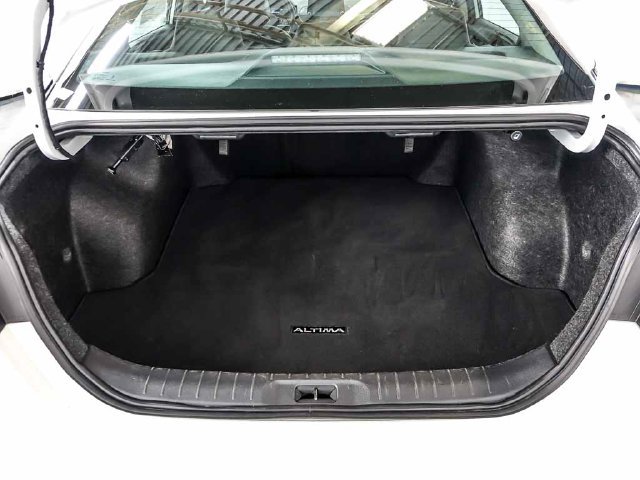 2024 Nissan Altima SR - Photo 26