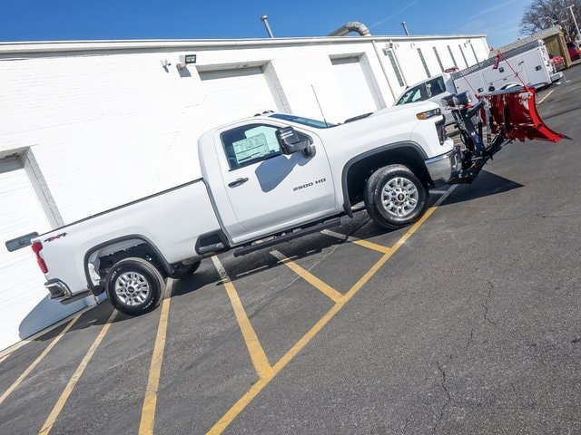 2025 CHEVROLET SILVERADO HD - Image 4