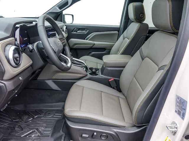 2026 Chevrolet Colorado ZR2 - Photo 15