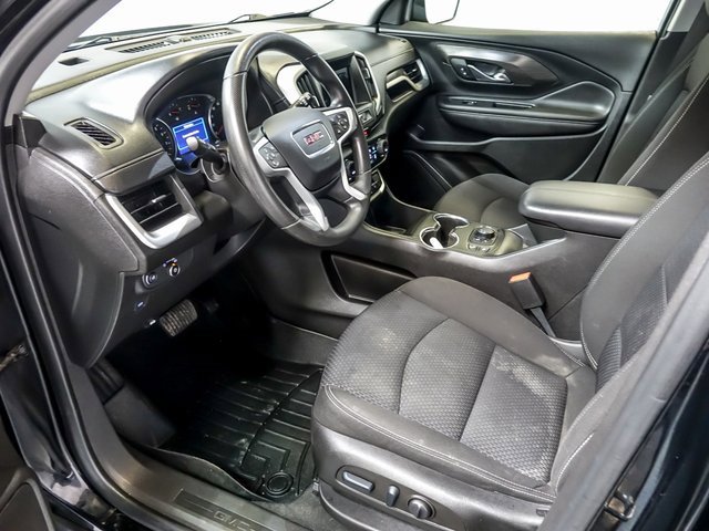 2022 GMC TERRAIN - Image 13