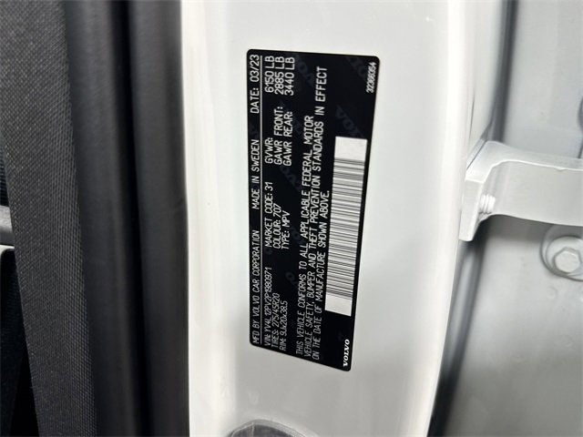 2023 VOLVO XC90 - Image 32