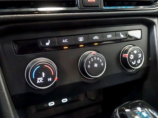 2022 VOLKSWAGEN TAOS - Image 22