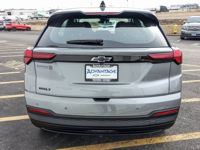 2027 CHEVROLET BOLT - Image 7