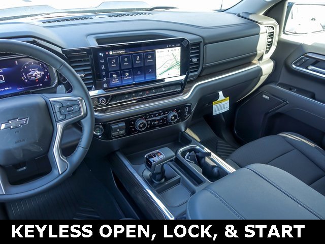 2026 CHEVROLET SILVERADO - Image 17