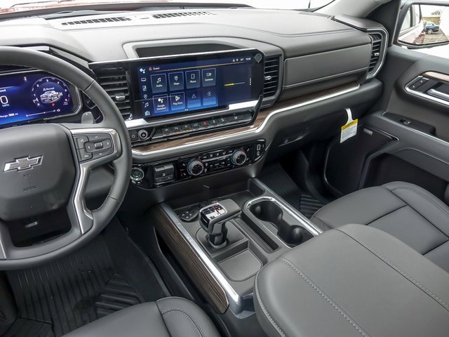 2026 CHEVROLET SILVERADO - Image 18