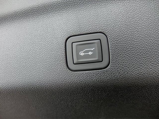 2026 CHEVROLET SUBURBAN - Image 10