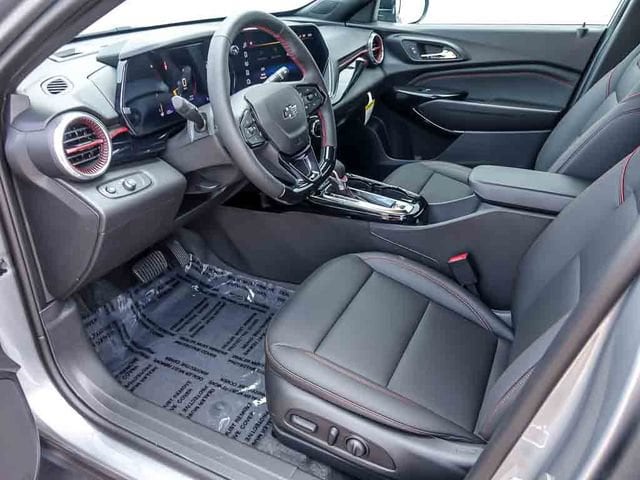 2026 Chevrolet Trax RS - Photo 12
