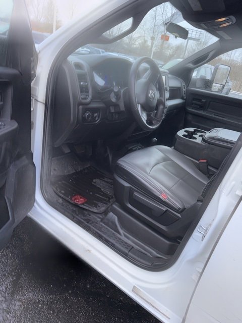 2022 RAM 3500 - Image 12