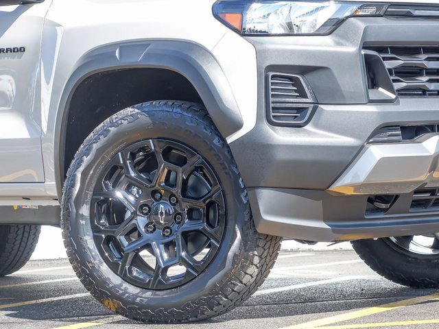 2026 Chevrolet Colorado Trail Boss photo 3
