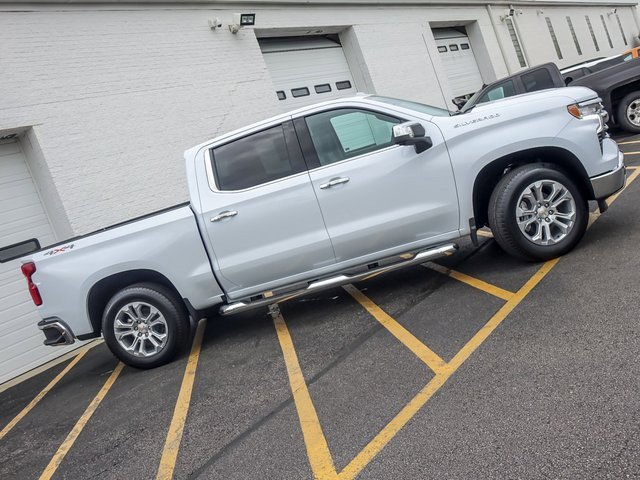 2026 Chevrolet Silverado 1500 LTZ photo 4